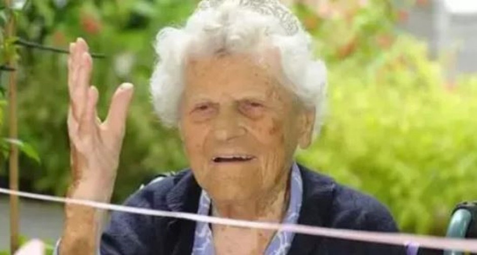 Preživela Titanik, ratove i koronu:  Ovo je recept najstarije žene na svetu, koja je juče proslavila 116. rođendan, "držala se samo jednog pravila"