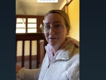 Kupili smo kuću i šokirali se: Nismo mogli da verujemo šta smo otkrili u ćerkinoj sobi, kao da smo u horor filmu!