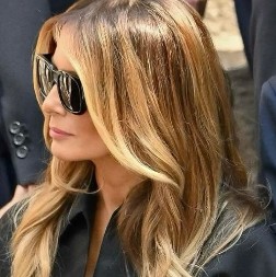 Ne morate trošiti bogatstvo na tretmane: Devojke su oduševljene, jednom namirnicom do guste i sjajne kose za 7 dana