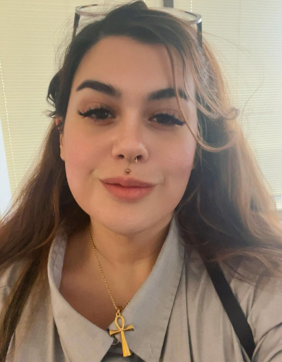 Doktor otkriva PRVI ZNAK da ste počeli da se GOJITE! Nije višak salca na stomaku ili nogama, već JEZIK