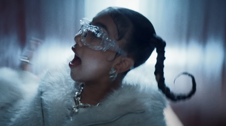 Ludilu nema kraja: Ćerku Kim Kardašijan svi kritikuju zbog oblačenja, a niko da primeti ovaj detalj- bizarno do maksimuma!