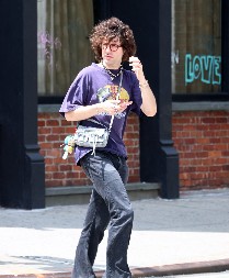 Da li možete da pogodite čiji je ovo sin? Tata mu je poznati pevač, nije odmah hteo da ga prizna, ali ovo je bila kap koja je prelila čašu!