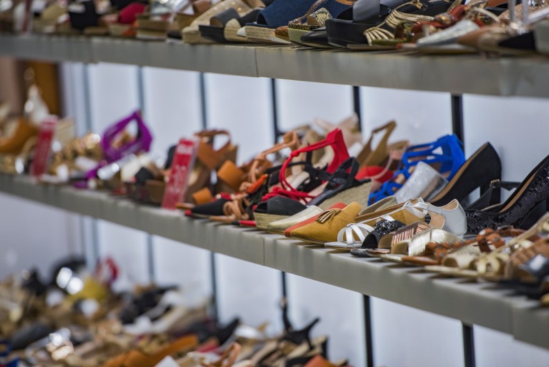 Prošle godine su bile najpopularnije, a biće i 2025: Evo ih baletanke zbog kojih se žene otimaju u prodavnicama, u ovaj poseban detalj su se zaljubile