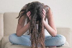 Anu (12) roditelji svakog dana stavljaju na vagu: Ako se malo ugoji, ukidaju joj hranu, celu priču otkrila zabrinuta komšinica