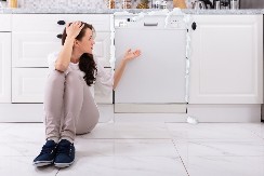 Ne zovite majstora: Evo kako da sami odčepite filter u mašini za pranje sudova, radiće kao da ste je tek kupili