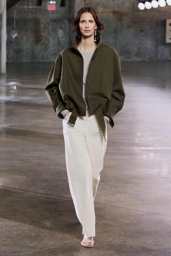 Tri greške koje vas postare u trenutku: Izbacite ih iz svog života i ormara