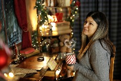 Kako se izboriti sa anksioznošću tokom praznika? Primenite savete terapeutkinje Danijele Mladenović i lakše prebrodite ovaj period