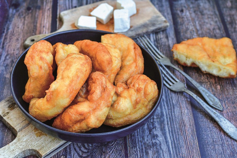 Vazdušaste, mekane, narastu savršeno: Ovo je tajna najsavršenijih mekika, dodajte samo sastojak od 37 dinara