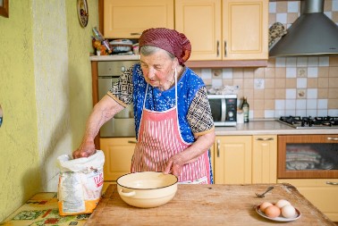 Plaćate ogromne račune, a ne znate zašto: Ovaj mali uređaj iz kuhinje jede struju i dok spavate – godišnje vam uzme bogatstvo