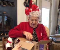 Zbog ovog videa su svi u suzama: Reakcija bake (90) na poklon koji je čekala celog života će vas rastopiti