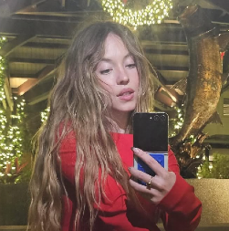 Padaju vilice kada skine sve sa sebe: Novi kadar najzgodnije glumice na svetu ostavio bez daha muškarce, njoj nije hladno!