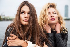 Našli smo super kul i trendi prolećne jakne: Neki modeli koštaju jedva 1.000 dinara