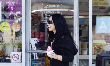 Tako se prosi devojka: Muž Demi Lovato dao primer muškarcima širom sveta, pevačica je prosto morala da kaže ,,DA"