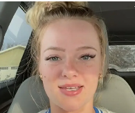 Otišla je kod lekara žaleći se na "nervozu u želucu": Nije ni slutila da će je sačekati kobna dijagnoza u 21. godini života