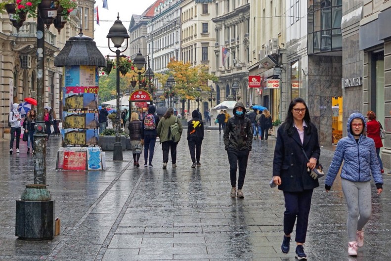 Dramatično upozorenje lekara: Vremenski rolerkoster lomi organizam – srce, pluća i psiha u crvenoj zoni