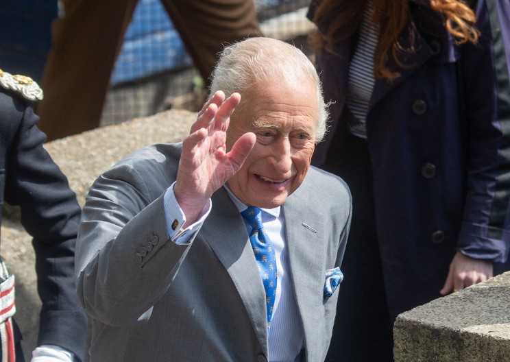 Kralj Čarls pun kao brod: Svake godine je sve bogatiji, a kad čujete koliko je sad "težak" doslovno vam neće biti dobro!