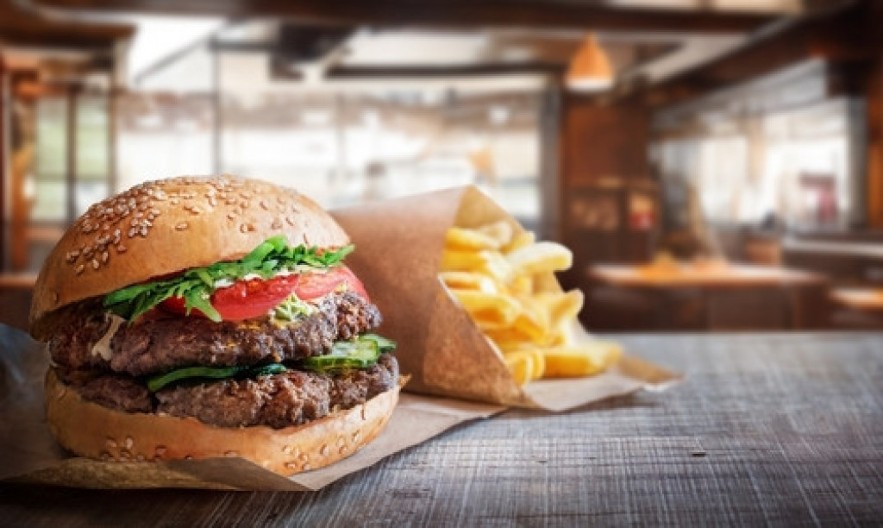 Srce će vam stati kad čujete: Ovaj čovek dve godine živi samo na Mekdonaldsu, rezultati pregleda su sve ostavili bez reči