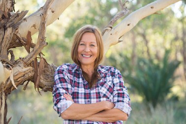 "Znaš, žena u tvojim godinama…":  Zašto Srpkinje u 50-im izgledaju umorno i istrošeno, tri faktora koja ubrzavaju starenje