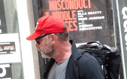 Završio u bolnici: Slavni glumac hitno hospitalizovan, imao jak bol u ovom delu tela