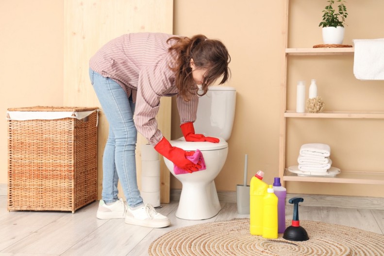 Majke nas godinama trovale a da nisu znale? Naučnici upozoravaju: Kućna hemija uništava pluća kao 20 cigareta dnevno