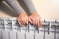 Grejanje uključeno, a stan hladan? Evo kako da za 5 minuta rešite ovaj česti problem