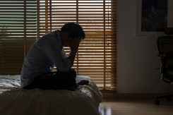 „Uhvatio sam ženu s ljubavnikom“: Prevareni muž se izjadao i rasplakao ljude!