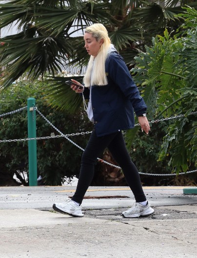 Bila najpopularnija i voljena, a onda joj se sve obilo o glavu: Neprepoznatljiva, ne liči na sebe, šta joj se to desilo?