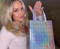 Ukrasnu kesu sve vreme pogrešno koristimo: Da se ne blamirate više, pogledajte kako se pakuje poklon