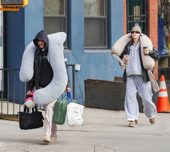 Prvi Božić sa ćerkicom: Dobila je ime po nastradalom ocu komičara, a evo kako je izgledao njihov prazik