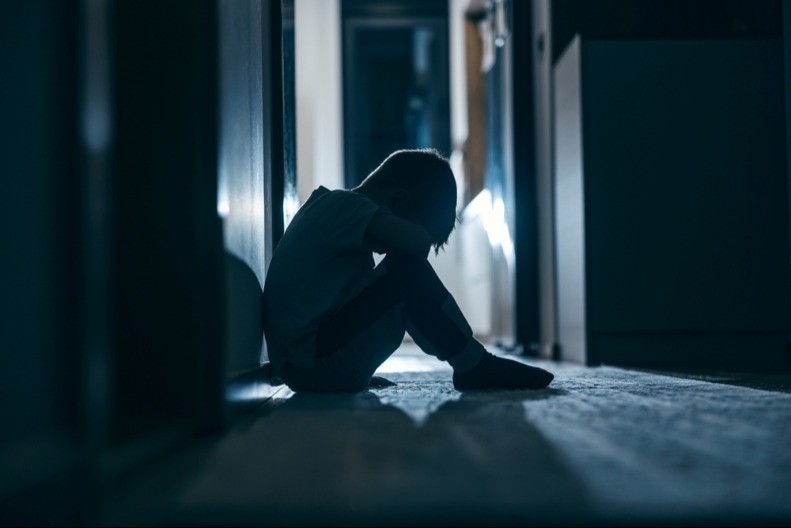 Dete drhti od straha: Ne može da spava zbog ove stvari, sve mu je gore, roditelji se hvataju za glavu!