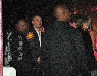 Celi život ga fascinira bivša: Kad je prestala da mu plaća račune, lepi joj jezive etikete!