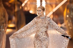 Selin Dion čestita Novu Godinu: Slavna pevačica uputila najnežnije reči fanovima, ovo morate da čujete!