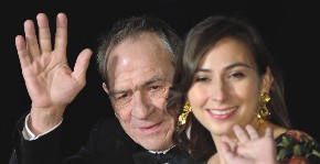 Od čega je umrla Viktorija, ćerka poznatog glumca? Gosti hotela mislili da je pijana, a sada je otkrivena strašna istina