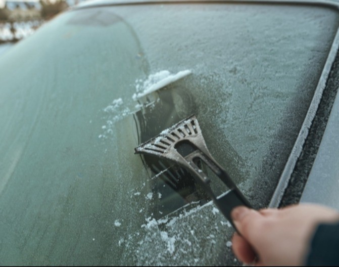 Zaboravite sve što ste znali o struganju leda: Ovaj način je genijalan