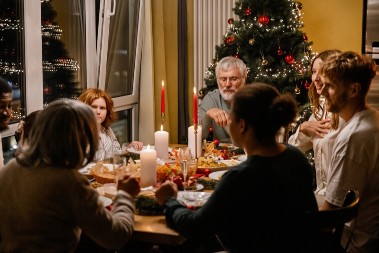 Na Badnje veče se ne ide rano na spavanje: Zašto su naši stari obavezno ostajali budni do ponoći