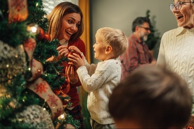 Dnevni horoskop za četvrtak, 8. januar: Jarčevi posvećeni porodici, Rakovi da kontrolišu emocije