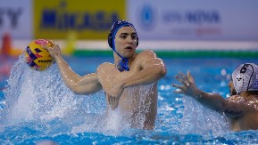 Mišićav, mlad i omiljeni vaterpolista slobodnim ženama: Ko je Vasilije Martinović, reprezentativac koji je zapalio internet?