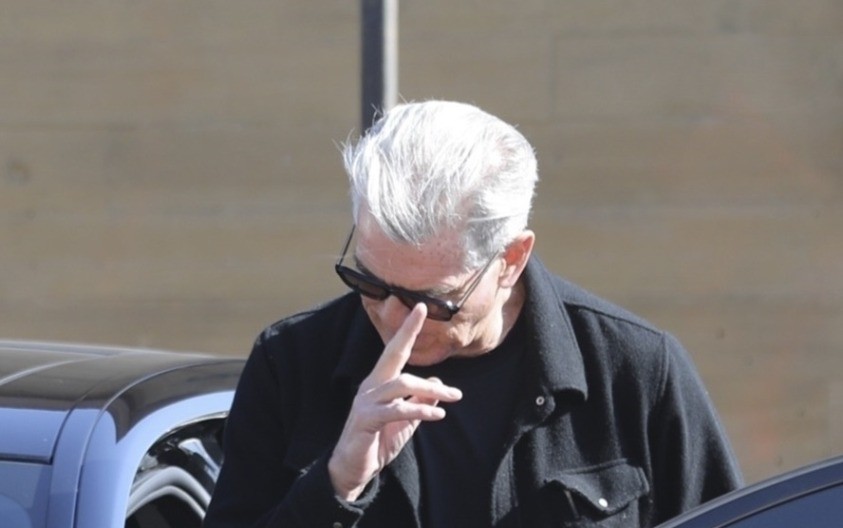 Bednik! Izvređao ženu poznatog glumca zbog izgleda, a onda ga je 5.000 ljudi brutalno pregazilo