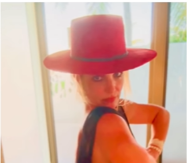 Takvo ponašanje na Instagramu je nedopustivo! Fanovi mole da pevaču hitno zbrine doktor!