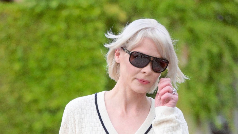 Prebrzo im pukla ljubav: Glumica i bankar nisu izdržali ni godinu dana, razvode se nakon samo ovoliko meseci