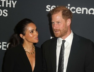 Zatekli su mnoge! Princ Hari i Megan Markl zahtevaju da im se osoblje obraća s ove 3 reči