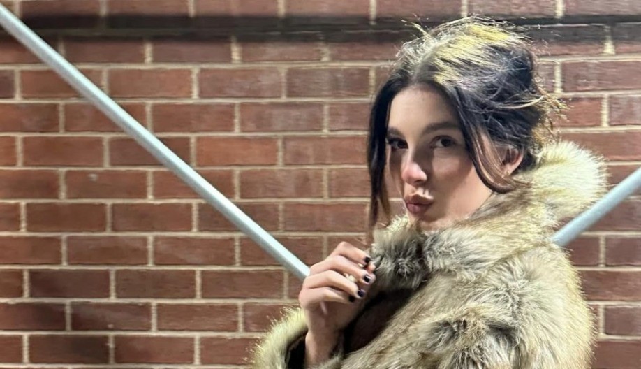 Znate li ko je zanosna crnka? Muškarci lude za njenim zgodnim telom, čak i Leonardo Dikaprio!