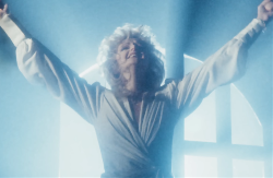 Sećate li je se? Bila je zvezda '80-ih, cela Srbija je obožavala, a njen najveći hit se i dalje sluša