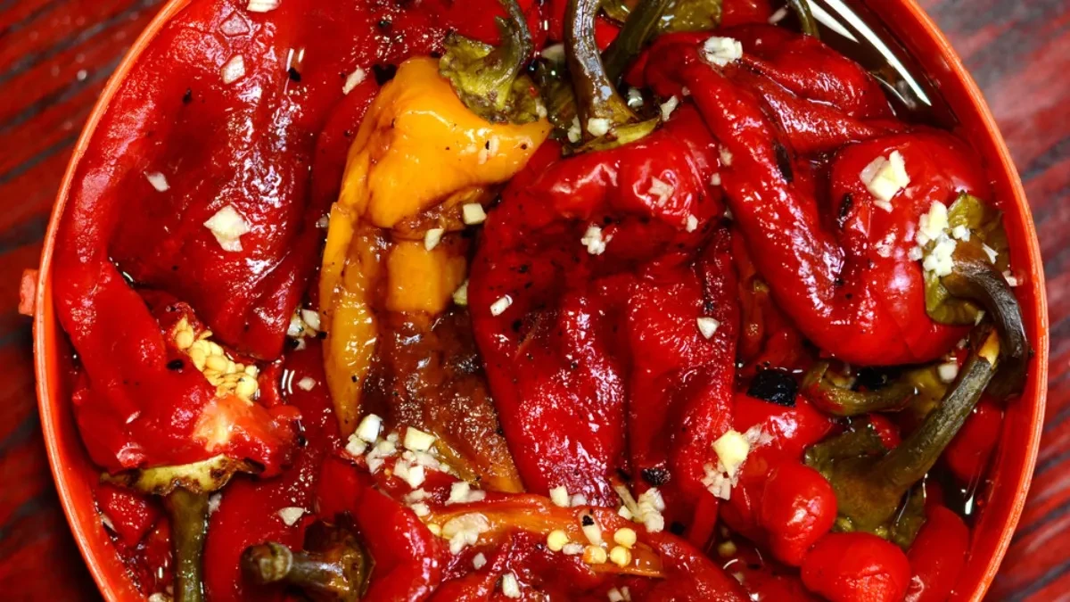Belolučene paprike kao na jugu Srbije: Tradicionalni recept koji svi obožavaju!