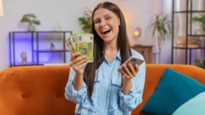 Ovom znaku danas ležu pare na račun: Dobiće bonus na poslu kojem se nije nadao