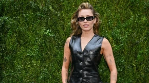 Pevačica doživela natprirodno iskustvo nakon smrti kume: "Svetla u hodniku počela su da trepere"