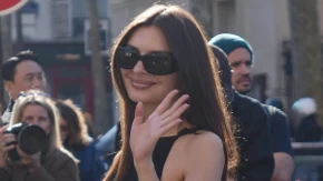 Muškarci se ošamute kad vide njene slike: Tanak struk i bujne grudi su njen zaštitni znak!