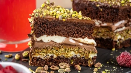 Belgijski kolač na čaše koji se ne peče: Izdašniji od svake torte, a gotov za 15 minuta!