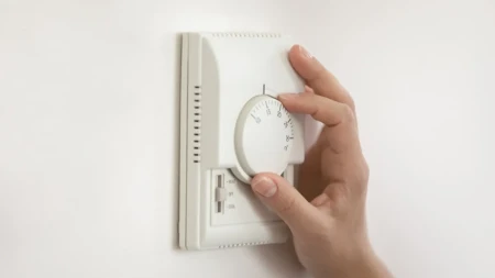 Idealna temperatura za jesen: Podesite termostat ovako i nećete se smrzavati