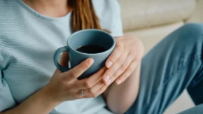 Kafa umesto vode? Evo da li šoljica omiljenog pića može da joj parira